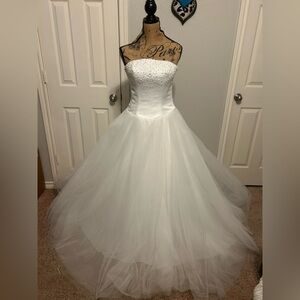 Wedding dress- size 6 - ball gown- strapless- pearls/rhinestones by Mori Lee